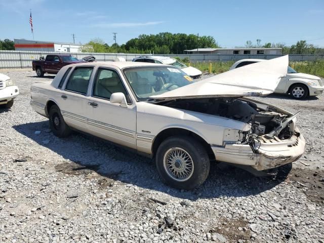 1997 Lincoln Town Car Signature