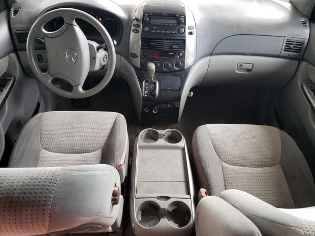 2007 Toyota Sienna CE