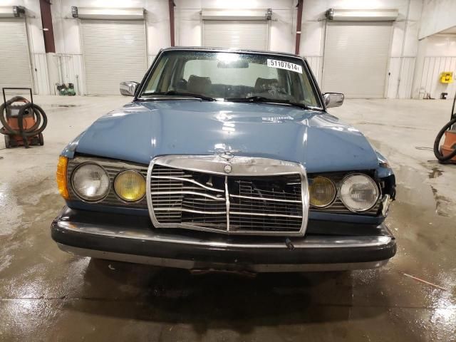 1983 Mercedes-Benz 300 DT