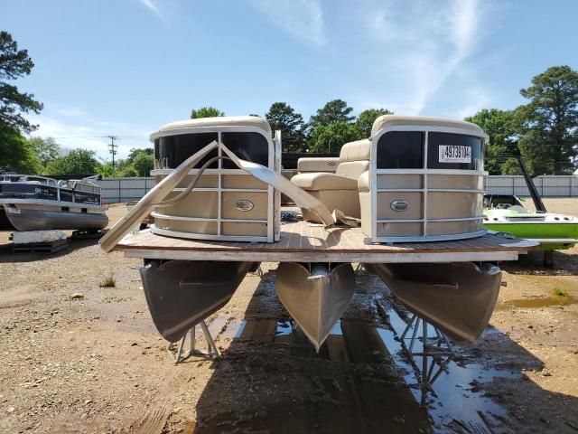 2015 Xcur Pontoon