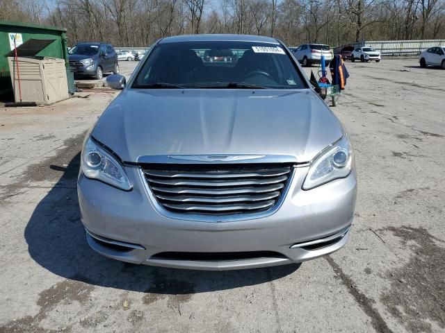 2013 Chrysler 200 LX