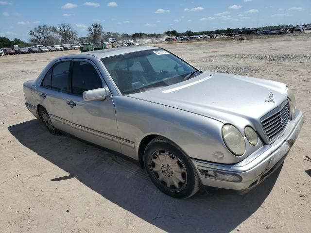 1998 Mercedes-Benz E 320