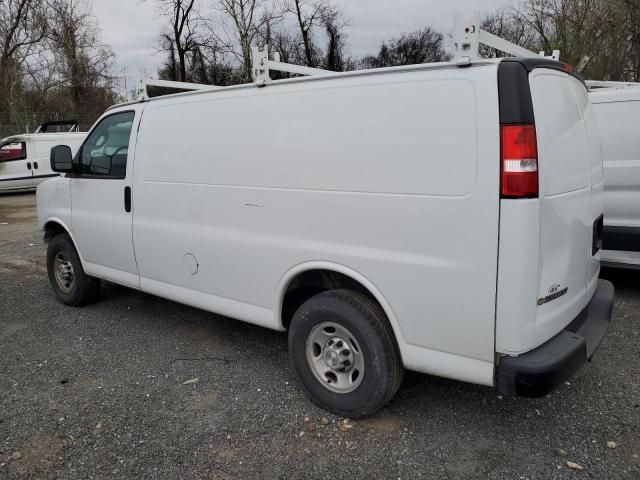 2020 Chevrolet Express G2500