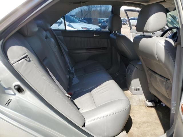 2004 Toyota Camry LE