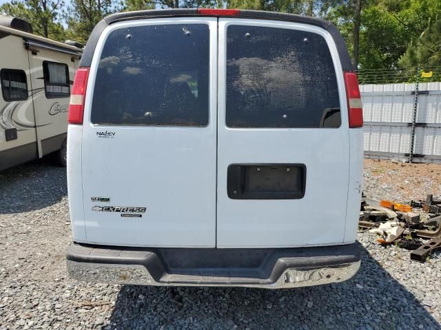 2010 Chevrolet Express G2500 LT