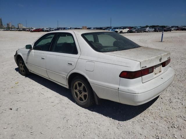 1999 Toyota Camry LE