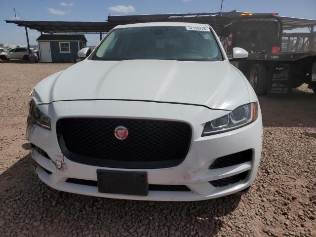 2017 Jaguar F-PACE Premium