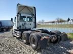 2020 Freightliner Cascadia 126