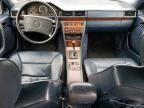 1990 Mercedes-Benz 300 E 4matic