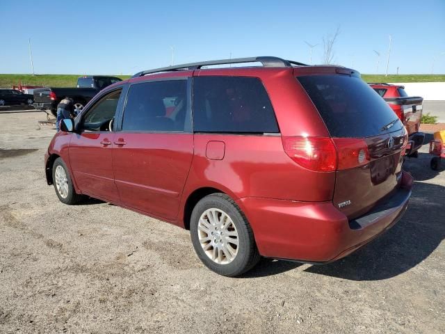 2007 Toyota Sienna XLE