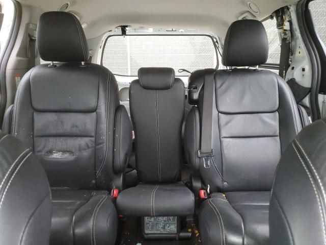 2016 Toyota Sienna SE