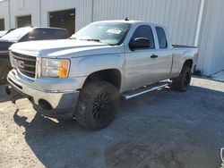 Salvage vehicles for parts for sale at auction: 2009 GMC Sierra C1500