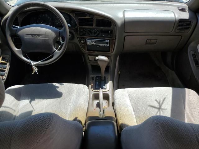 1995 Toyota Camry LE