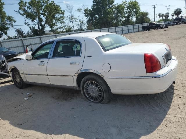 2008 Lincoln Town Car Signature Limited