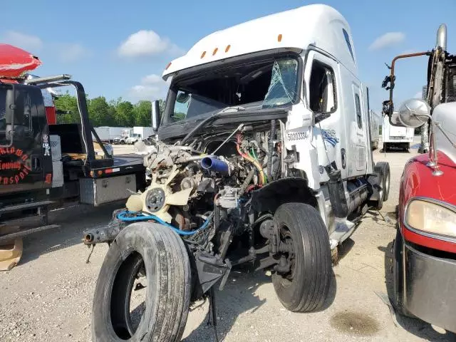 2019 Freightliner Cascadia 126