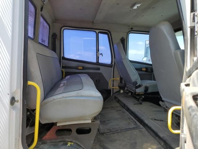 1997 Freightliner Medium Conventional FL60