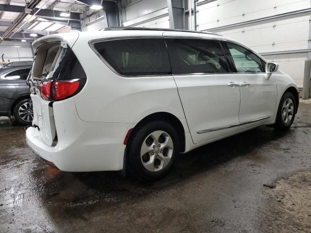 2017 Chrysler Pacifica Touring L Plus