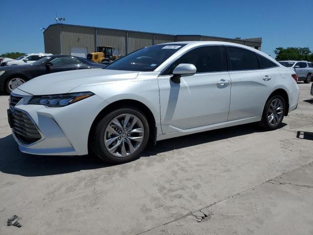 2022 Toyota Avalon XLE