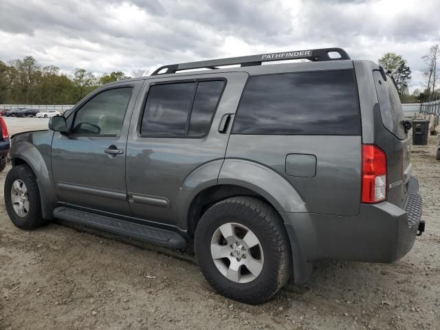 2006 Nissan Pathfinder LE