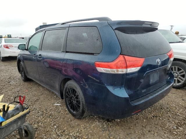 2011 Toyota Sienna XLE