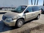 2005 Chrysler Town & Country