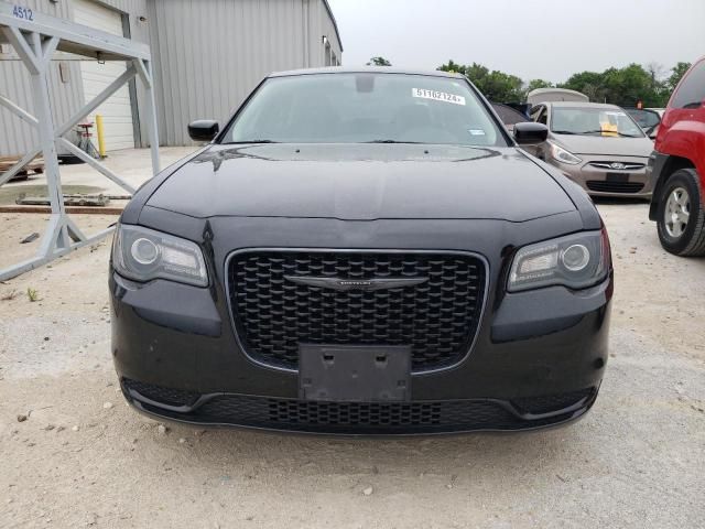 2023 Chrysler 300 Touring