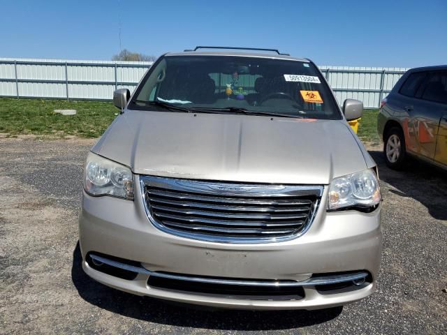 2012 Chrysler Town & Country Touring