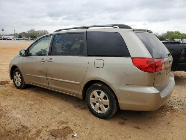 2006 Toyota Sienna XLE