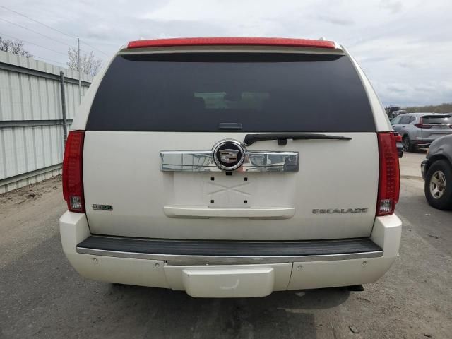 2011 Cadillac Escalade Luxury