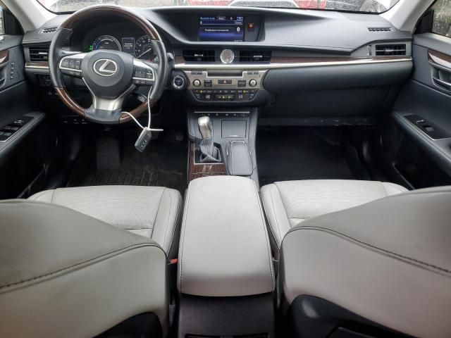 2016 Lexus ES 300H