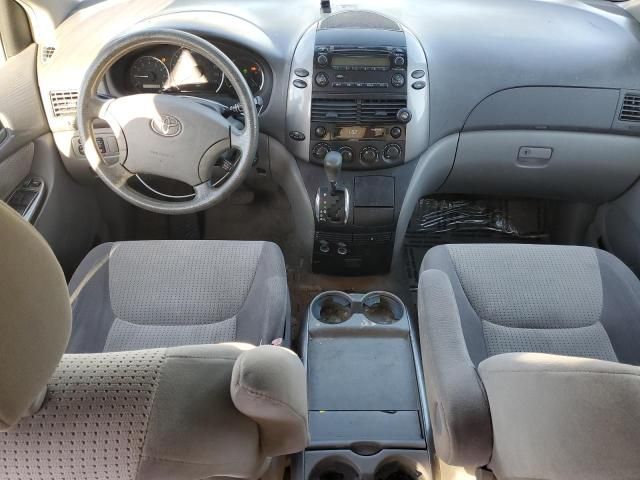 2008 Toyota Sienna CE