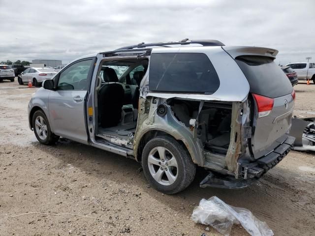 2012 Toyota Sienna LE