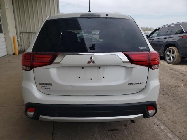 2016 Mitsubishi Outlander SE