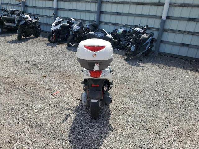 2014 Piaggio FLY 150