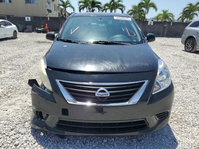 2014 Nissan Versa S