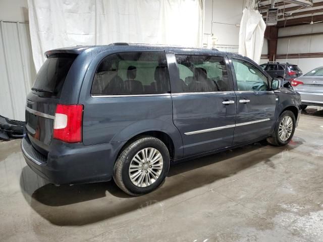 2014 Chrysler Town & Country Touring L