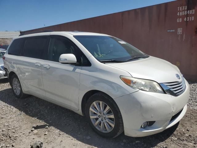 2013 Toyota Sienna XLE