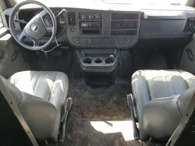 2009 Chevrolet Express G2500