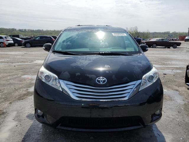 2014 Toyota Sienna XLE