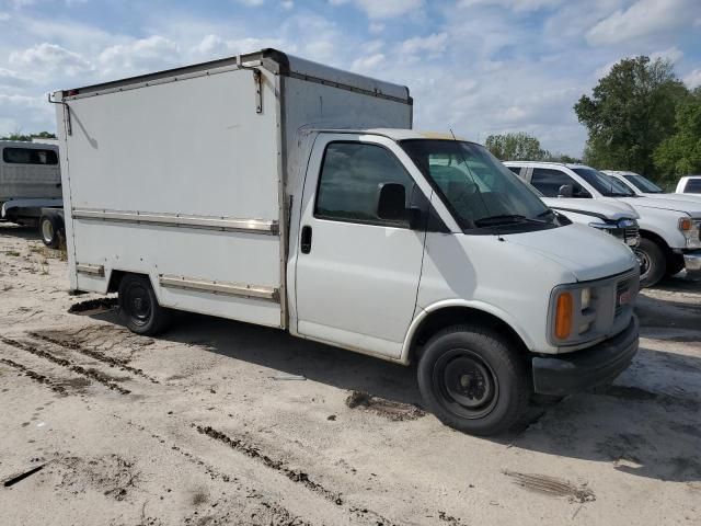 2000 GMC Savana Cutaway G3500