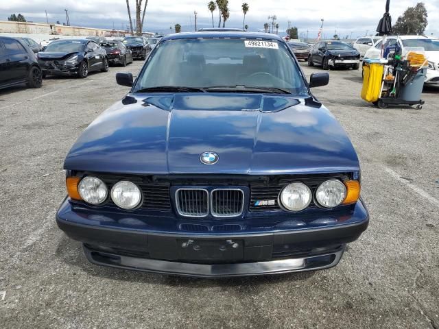 1991 BMW M5