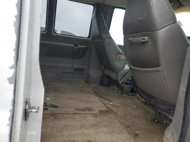 2004 Chevrolet Express G3500