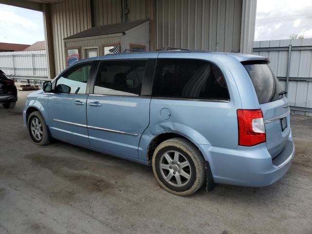 2012 Chrysler Pacifica T