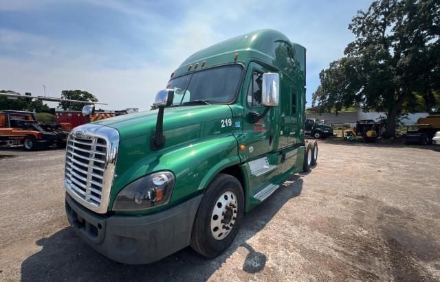 2016 Freightliner Cascadia 125