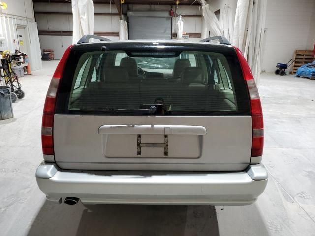 2000 Volvo V70 Base