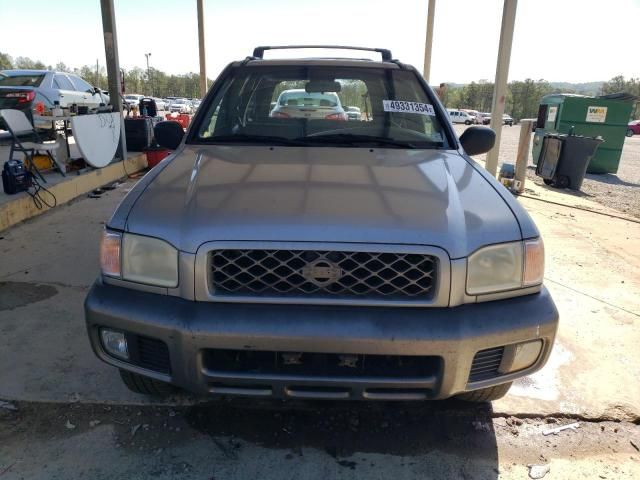 2001 Nissan Pathfinder LE