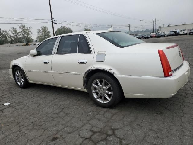 2011 Cadillac DTS Luxury Collection