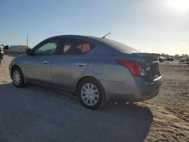 2014 Nissan Versa S