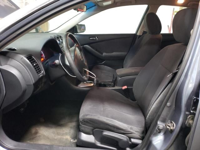 2010 Nissan Altima Base