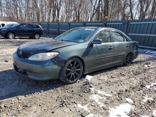 2005 Toyota Camry LE